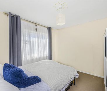 2 bedroom maisonette to rent - Photo 5