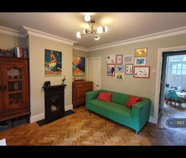 3 bedroom terraced house to rent - Photo 3