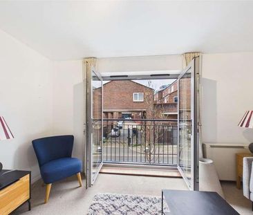 Odeon Court, Chicksand Street, E1 - Photo 1