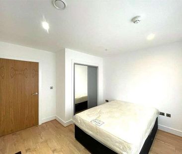 Pinner Road, Harrow, HA1 - Photo 2