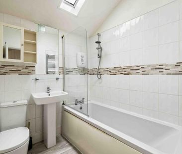 3 bedroom terraced house to rent - Photo 5