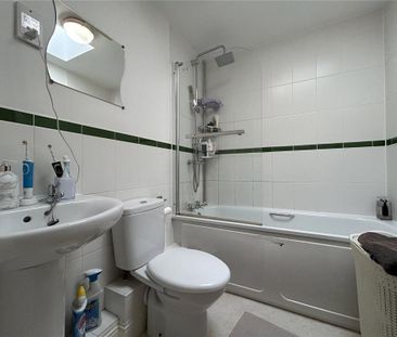 2 bedroom apartment to rent - Photo 6