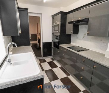 3 Bedroom House - Terraced - Photo 6