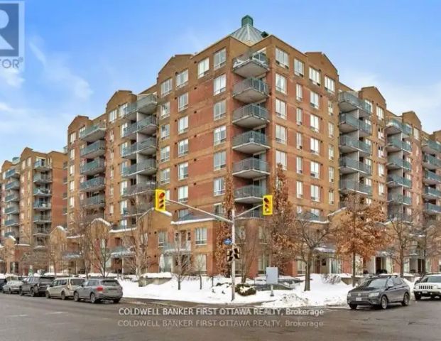 410 - 35 HOLLAND AVENUE | 410 - 35 HOLLAND AVENUE, Ottawa - Photo 1