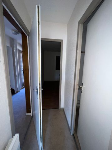 Location Appartement 2 pièces 33m² - Photo 2