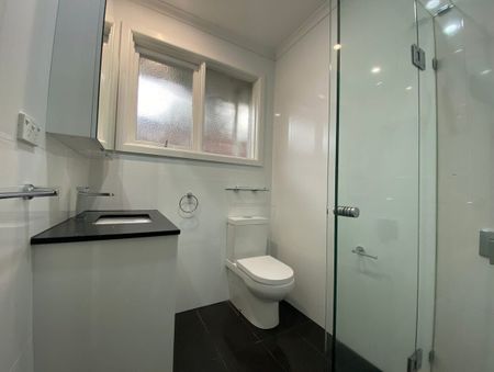 Oakleigh - Photo 4