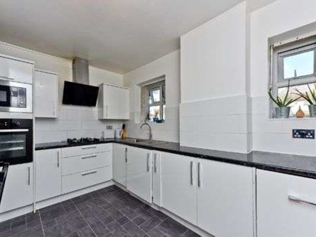 Beccles Street - Photo 4