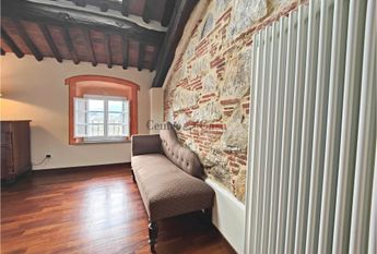 Elegante appartamento rustico in casa colonica