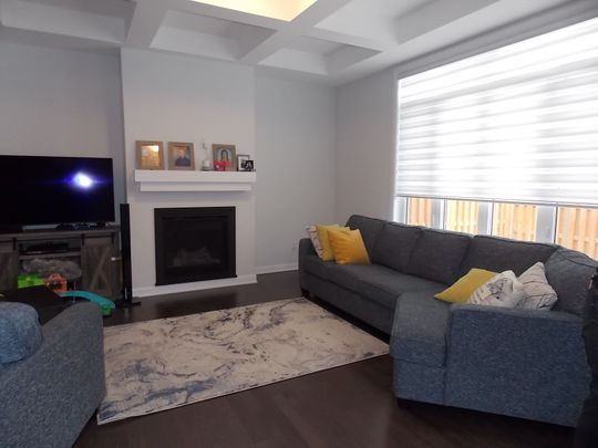 For Lease - 110 Lynn Coulter Street, Barrhaven, Ontario - Photo 1
