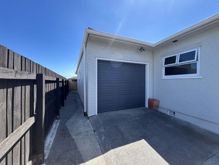 13 Regent Street, Hawera - Photo 3