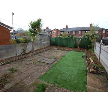 3 bedroom end of terrace house to rent - Photo 6