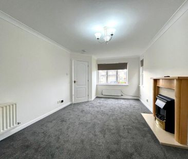 4 bedroom detached villa to rent - Photo 1