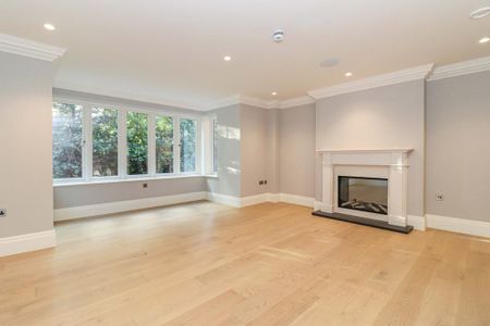 5 bedroom detached house to rent - Photo 3