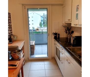 2 Zimmer-Wohnung in Zürich - Kreis 3 Triemli, möbliert, auf Zeit - Photo 2