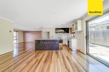70 Overall Avenue, Casey ACT 2913 - House For Rent | Domain - Photo 4