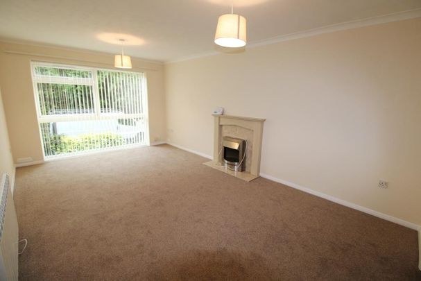 1 bedroom ground floor flat to rent - Photo 1