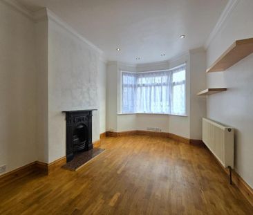 3 bedroom terraced house to rent - Photo 3