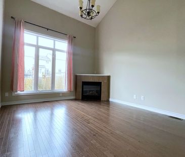 For Lease - 359 Kingbrook Drive, Kanata, Ontario - Photo 3