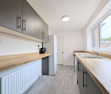 2 bedroom flat to rent - Photo 6