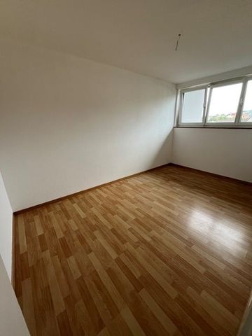 schöne und geräumige 4 1/2 Zimmer Wohnung an guter Lage - Foto 5