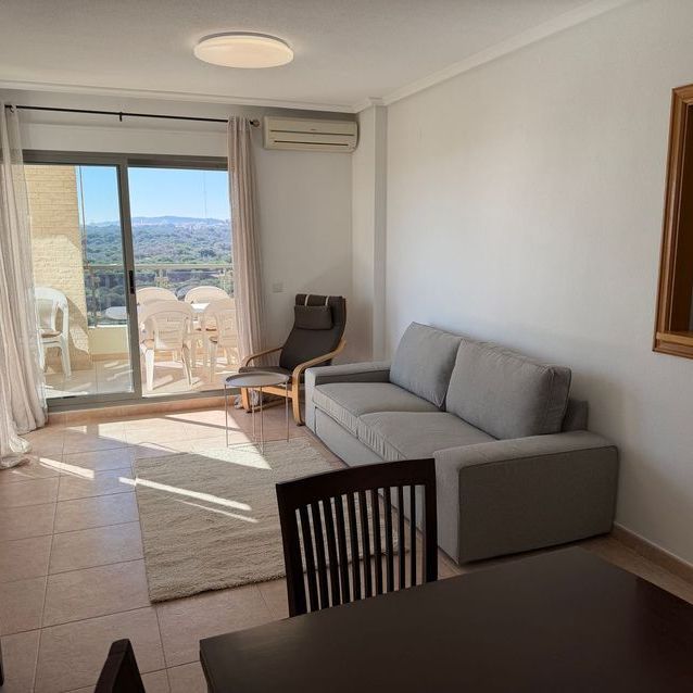 Alquiler de piso en Calle Basilio Paredes, 17 - Photo 1