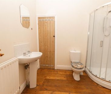 2 Bedroom Flat - Photo 6