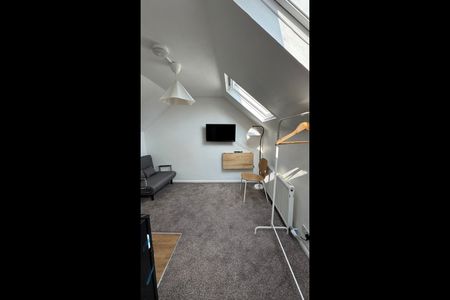 Studio Flat, London, NW2 - Photo 3