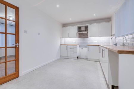 23 Ballyvester Grove, Bangor, BT19 7RL - Photo 4