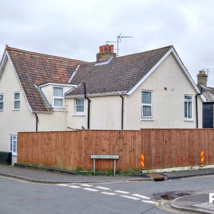 Park Lane, Norwich, NR2 3EF - Photo 1