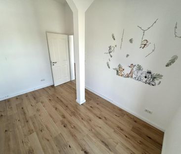 Energieeffiziente und moderne 4-Zimmer-Wohnung mit Balkon in Elbnähe! - Photo 5