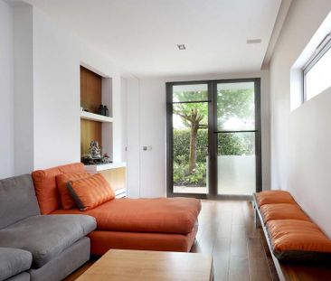 4 bedroom detached house to rent - Photo 3
