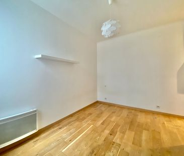 A LOUER - NANTES CATHÉDRALE - Appartement 2 pièces de 41,88 m² - Photo 2