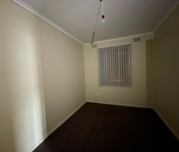 To register & apply for this property, please use this link: https:... - Photo 2