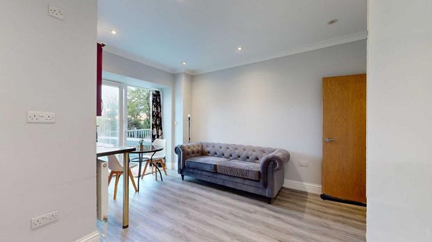 1 bedroom flat to rent - Photo 1