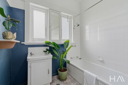 3/2 Rupert Ave, Mount Stuart - Photo 2