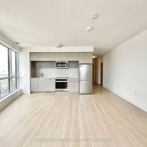 Parliament Street /Bloor St Sunfilled 2Bdrm Modern Kitchen Huge Balco - Photo 2