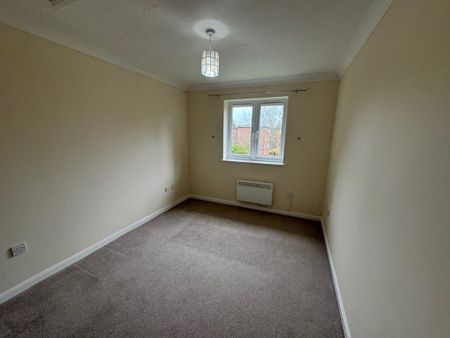 1 Bedroom Flat / Apartment - Winn Road, Southampton - Photo 4