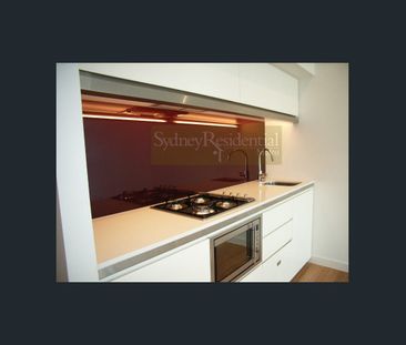 Designer Studio apartment in the most prime location - Photo 3