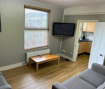 Deiniol Road, Bangor, LL57 - Photo 4