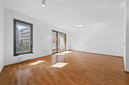 Pronájem, byt 4+kk, Baarova, 109 m - Fotografie 2