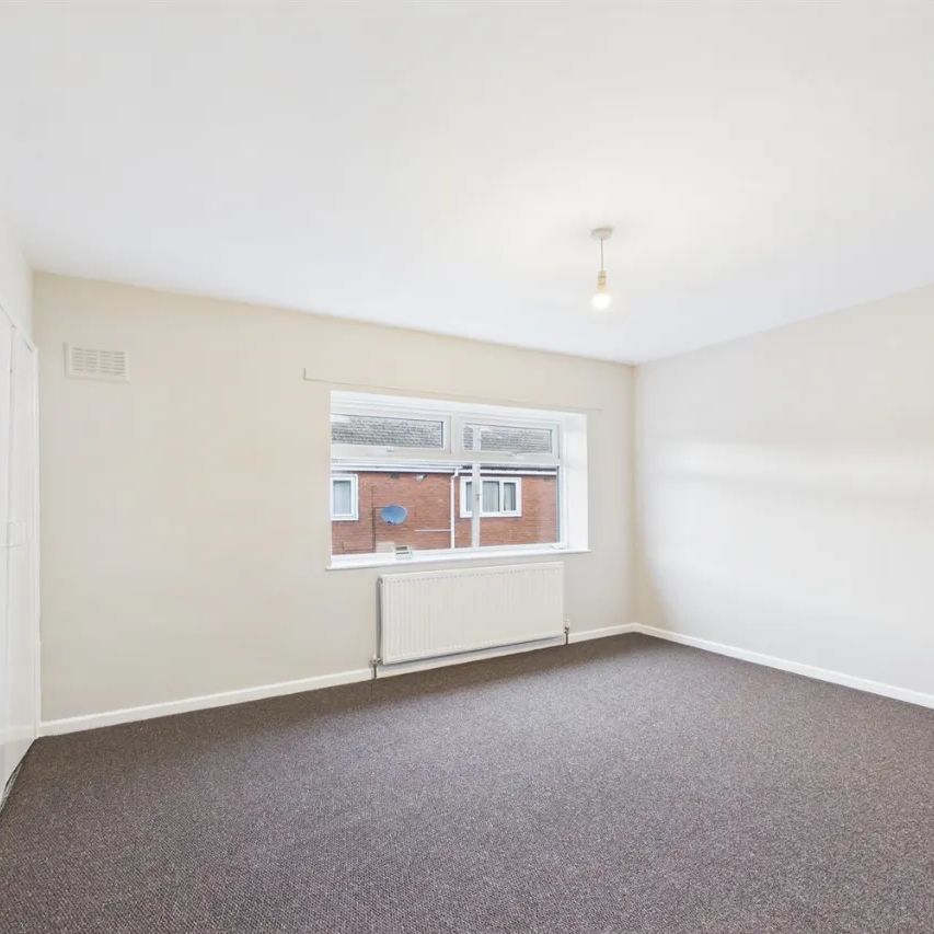 54 Hornby Street - Photo 1