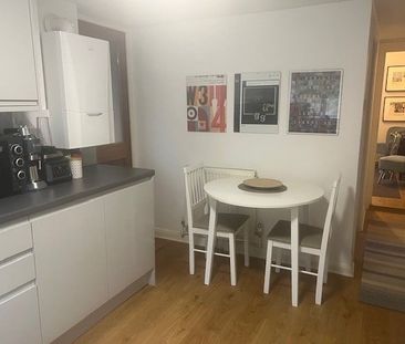 2 Bed Flat, Aldeburgh Street, SE10 - Photo 6