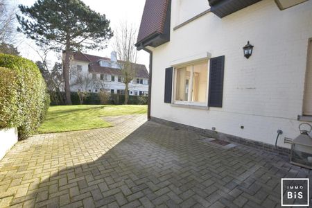 prachtig gelijkvloers appartement in het zoute met 4 slaapkamers - Photo 3