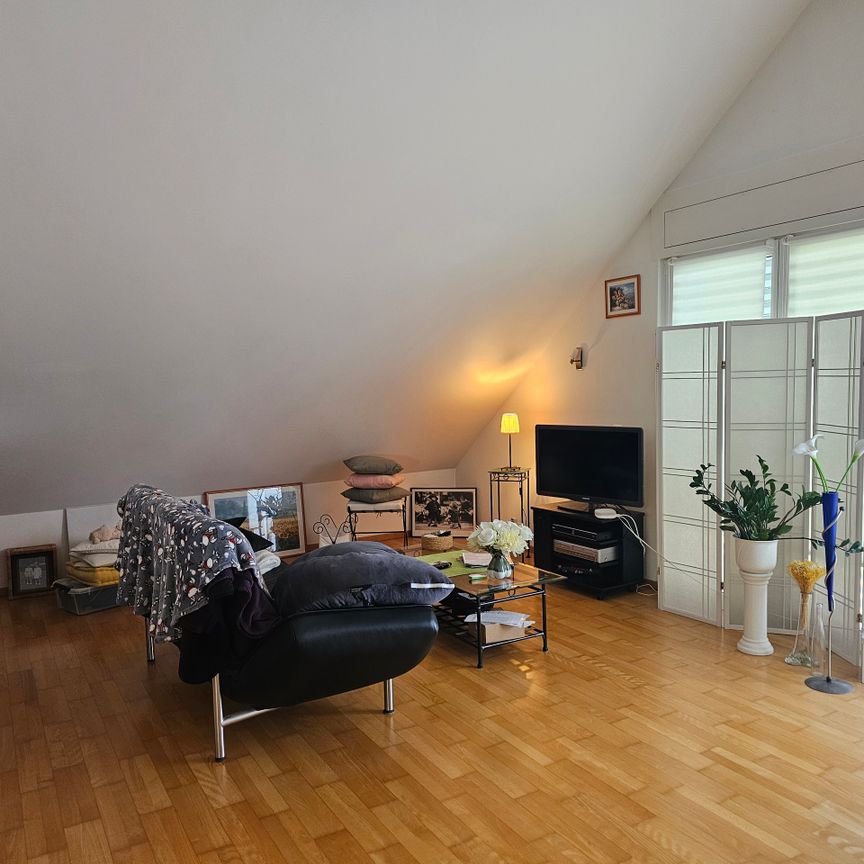 Charmant appartement de 2,5 pièces (100 m2) à Jouxtens-Mézery - Photo 1