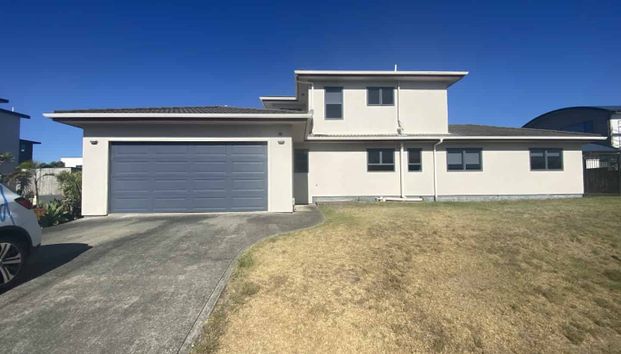 A Beauty in Bream Bay - Photo 1