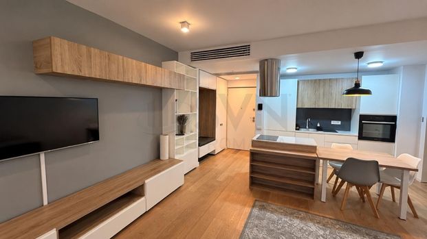 Apartament 2 camere | One HerДѓstrДѓu Plaza | TerasДѓ 35 MP | Parcare SubteranДѓ - Photo 1