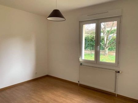 MAISON de 147 m² de 4 chambres avec jardin - Photo 4
