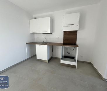 Location Appartement 2 pièces 43m² ARLES 13200 - Photo 5