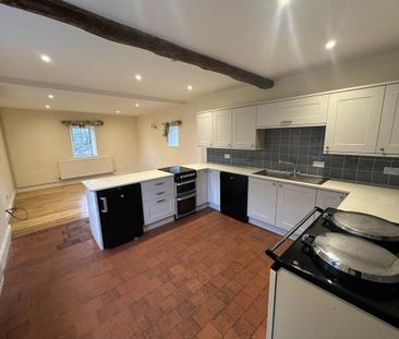 3 bedroom detached house to rent - Photo 6