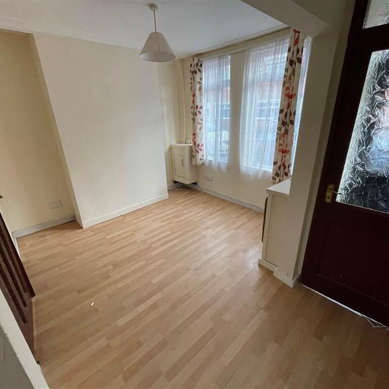 48 Raby Street, Belfast, BT7 2GY - Photo 1